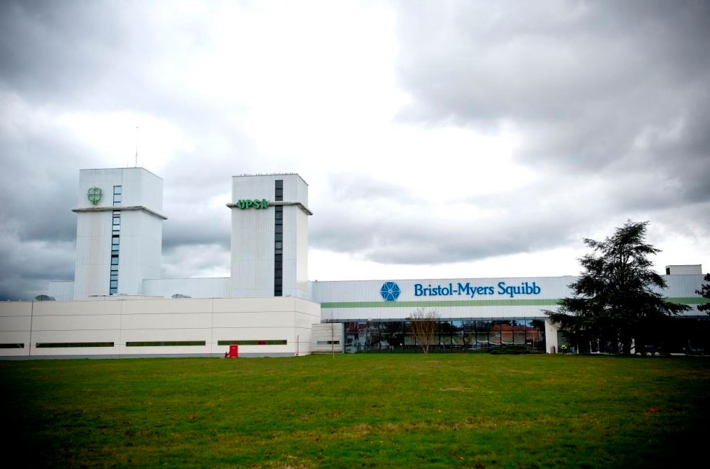 Industriel du médicament Bristol-Myers Squibb marque et contrôle jusqu ...