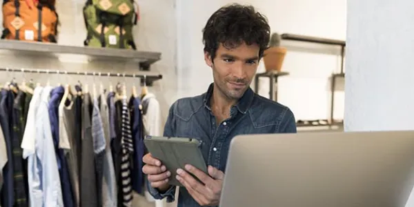 Maksimér værdien hos butiksassistenterne