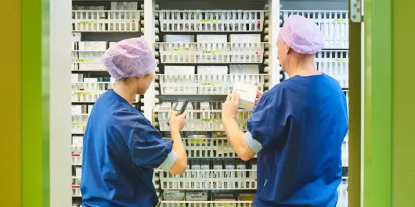 Flevo Hospital implementerer sporbarhed i parathed for det nationale implantatregister (NIR) med ZetesMedea