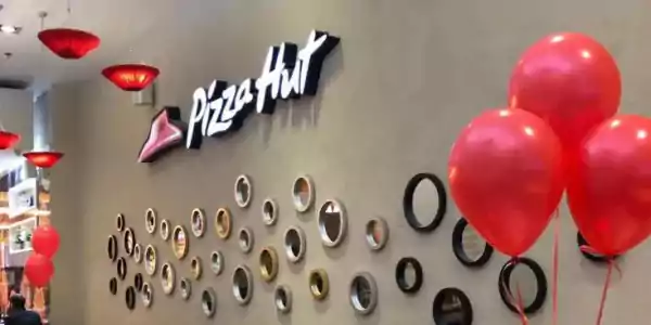 Pizza Hut ökar plockeffektiviteten med 30 procent med hjälp av ZetesMedea Voice
