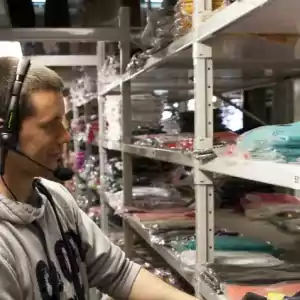 Clothing giant Cassis doubles the productivity of its warehouse thanks to voice picking